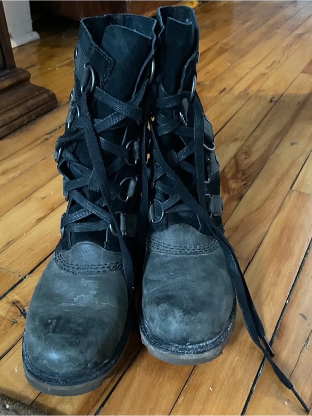 Sorel Women Black Suede Lace-Up Combat Boots - Picture 3 of 5